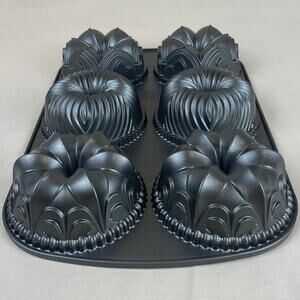 Nordic Ware Garland 6 Mini Bundt Cupcake Cakelet Pan Non-Stick Cast Aluminum USA